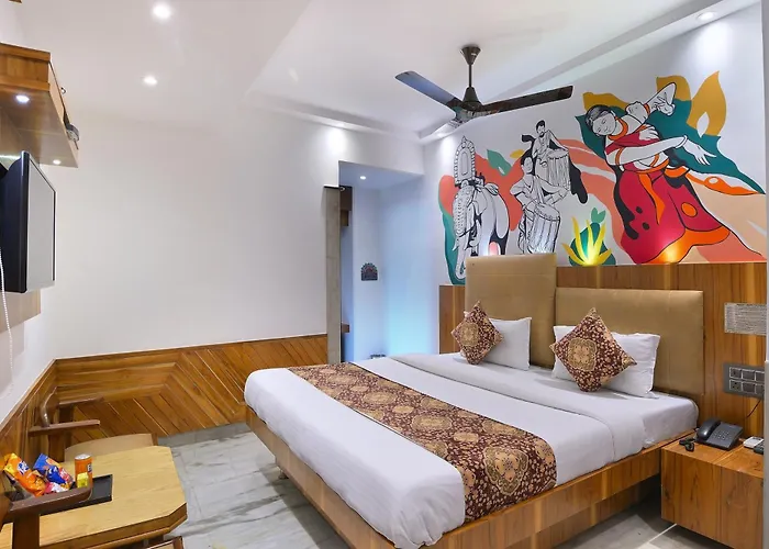 Deluxe King Room